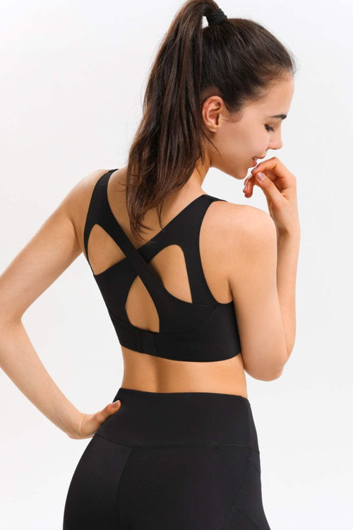 Crisscross Cutout Scoop Neck Sports Bra